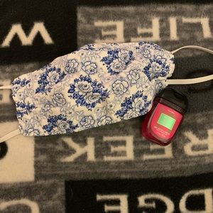 Cloth mask + free hand sanitizer!!